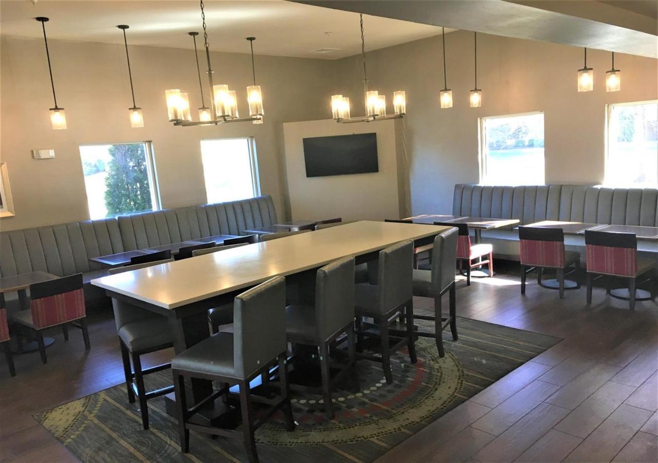 Comfort Suites Nashville Airport - Bna מראה חיצוני תמונה