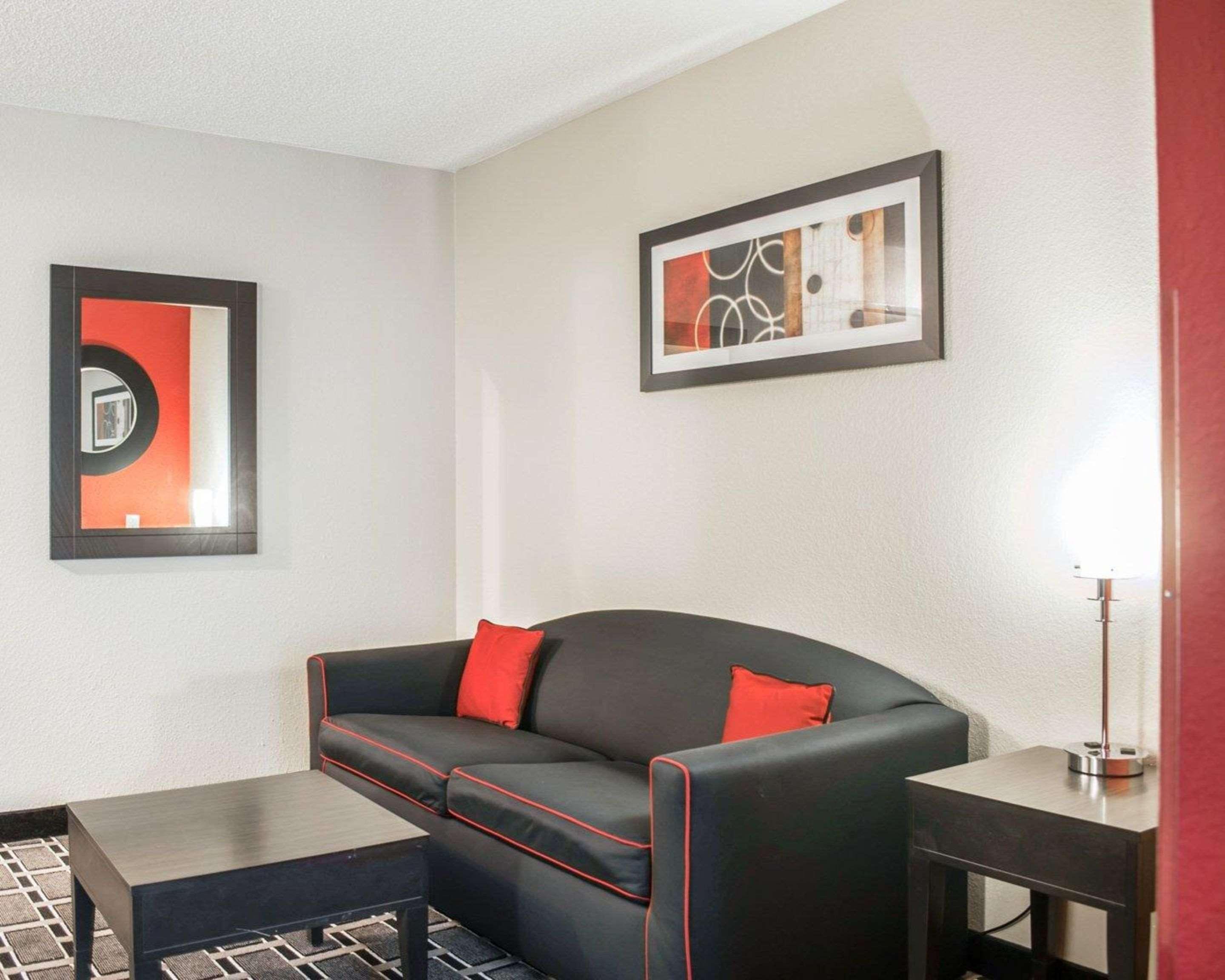 Comfort Suites Nashville Airport - Bna מראה חיצוני תמונה
