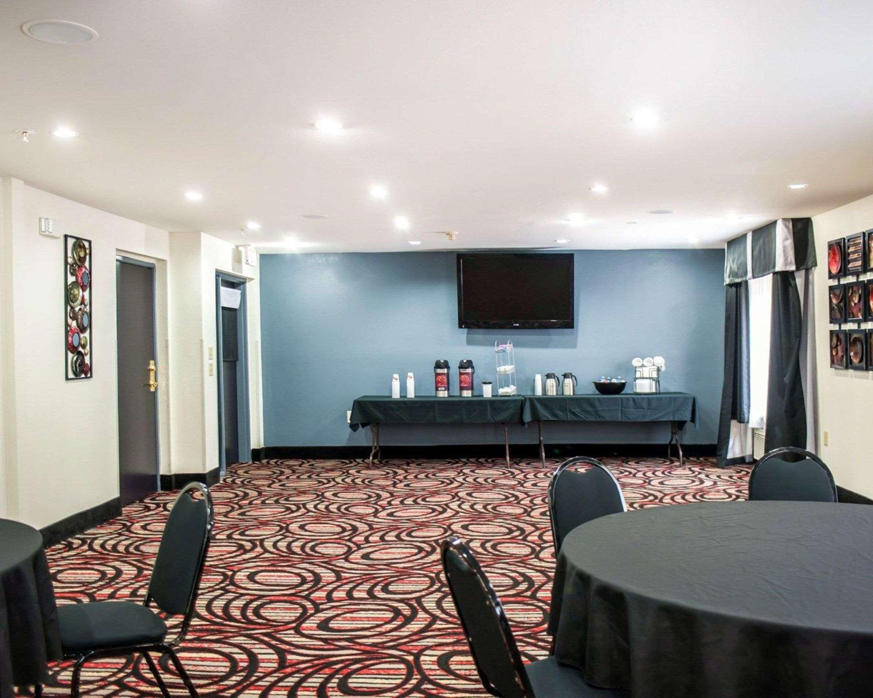 Comfort Suites Nashville Airport - Bna מראה חיצוני תמונה