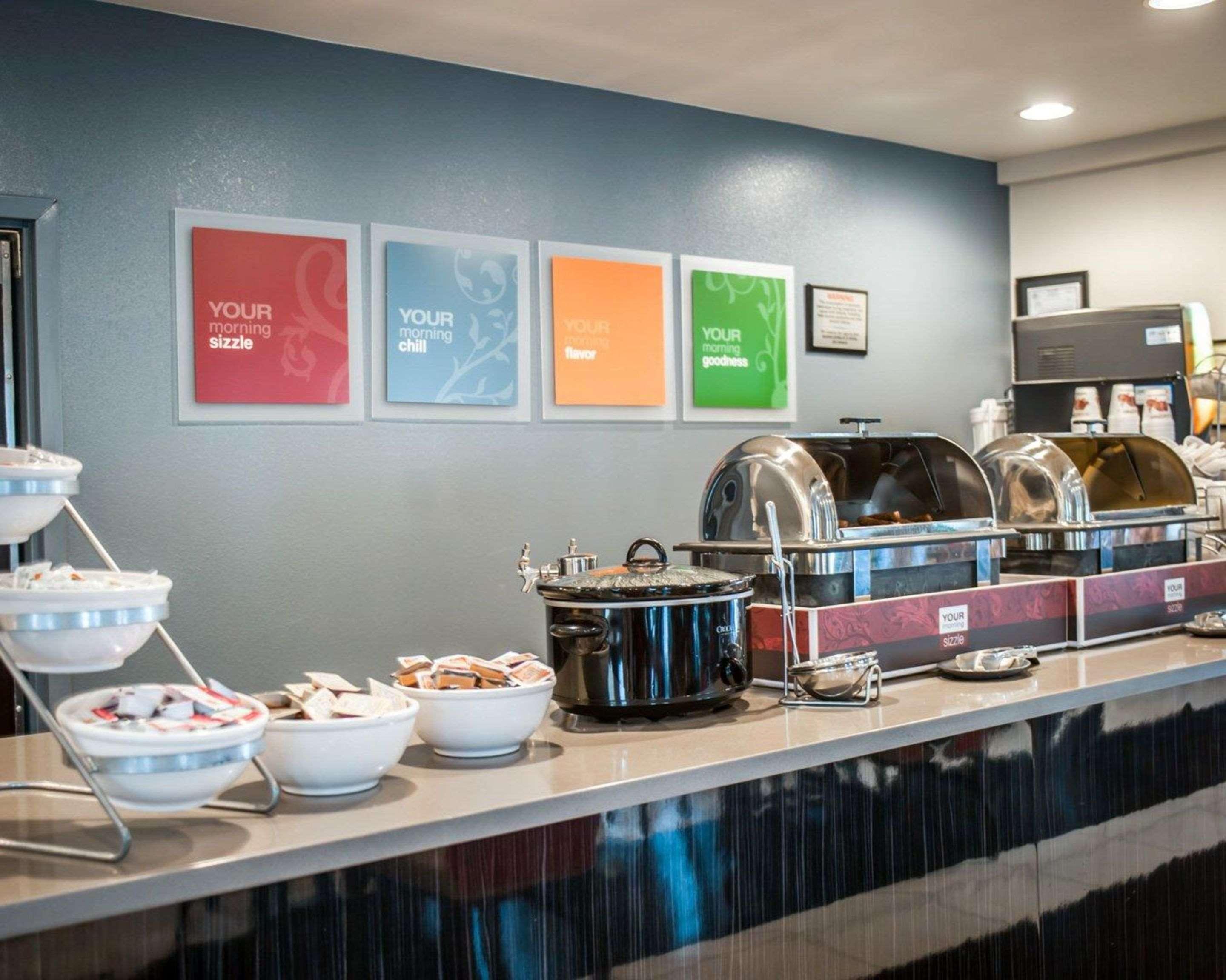 Comfort Suites Nashville Airport - Bna מראה חיצוני תמונה