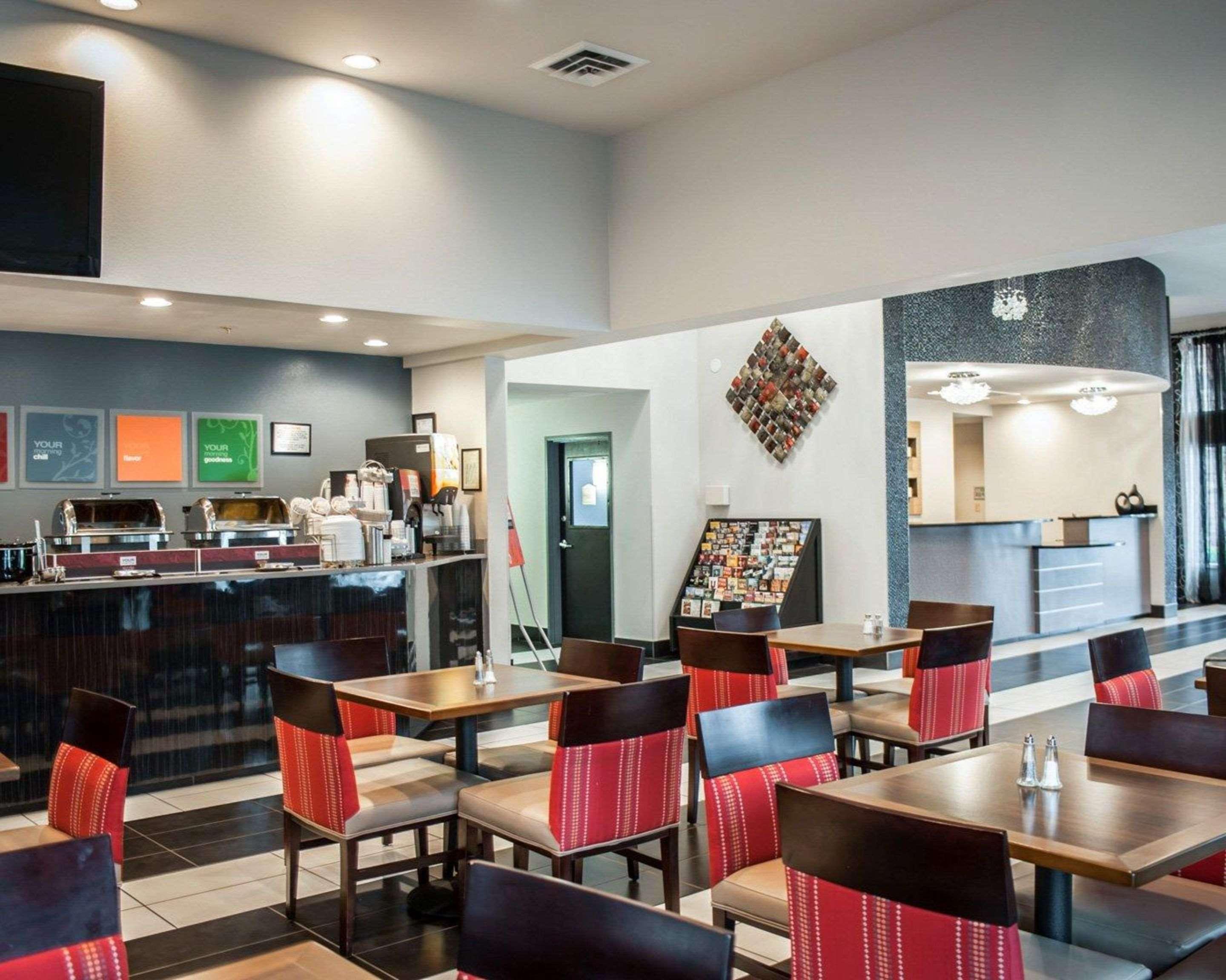 Comfort Suites Nashville Airport - Bna מראה חיצוני תמונה
